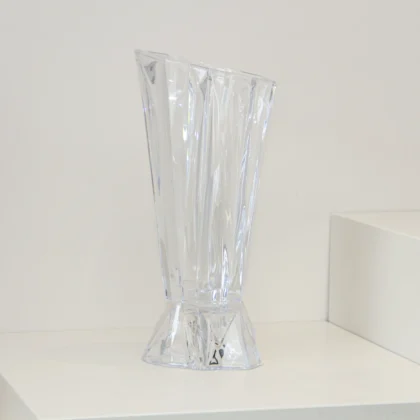 Crystal Vase V11