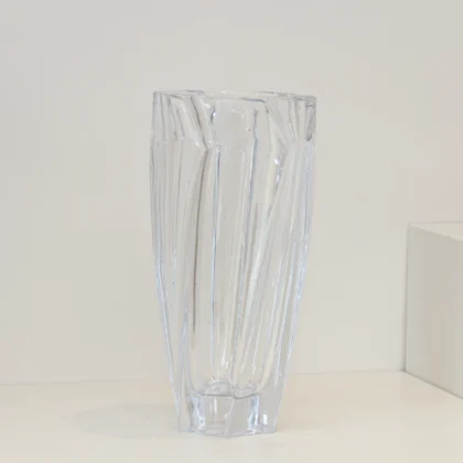 Crystal Vase V12
